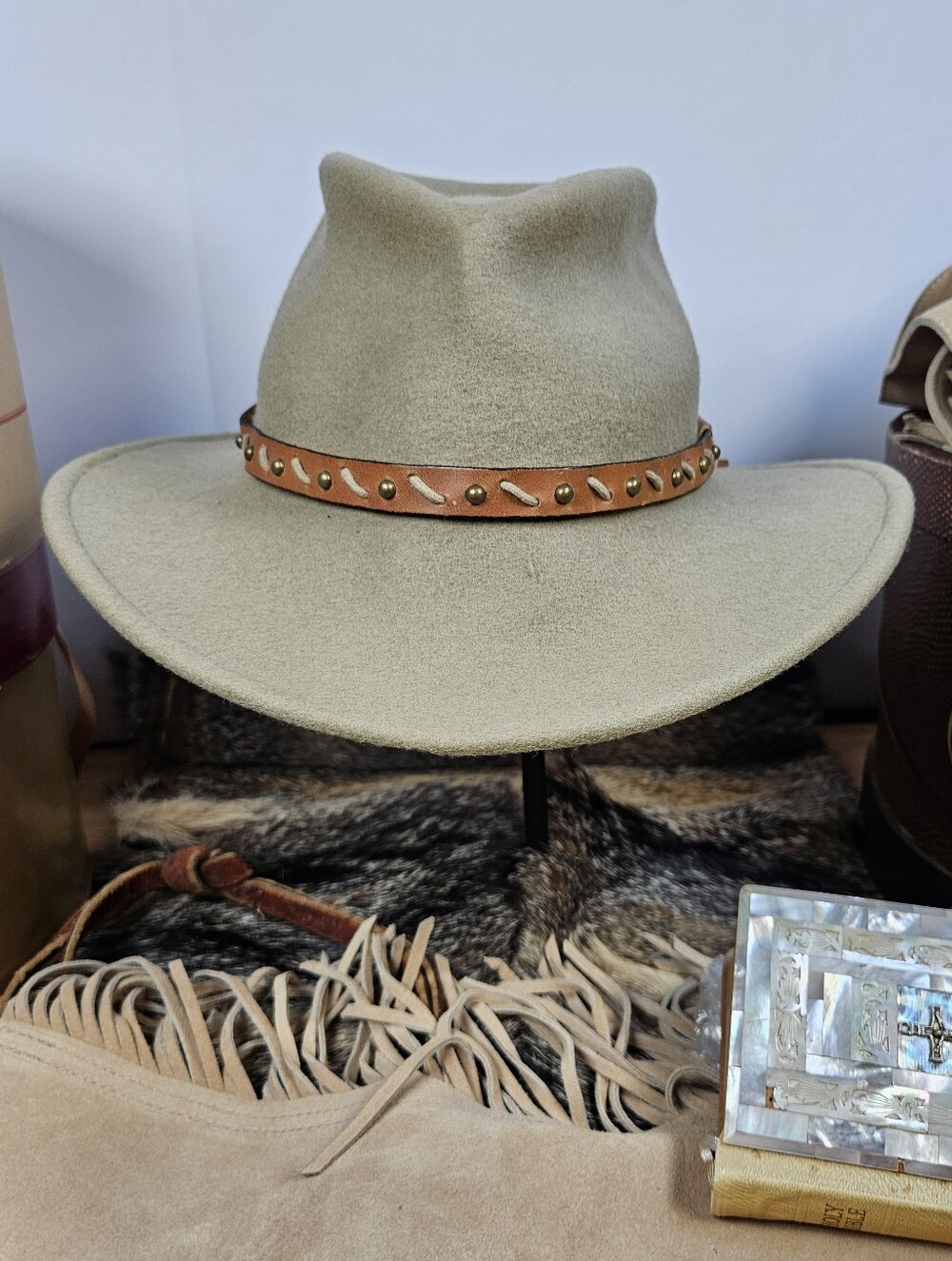 Stetson Wool, custom shaped western hats - 100% wool